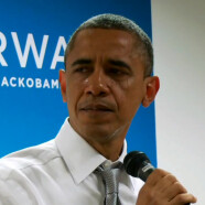 奥巴马致竞选团队动情流泪:我为你们骄傲